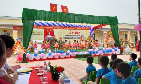 Trường Mầm Non xã Cẩm Sơn đón nhận trường chuẩn Quốc gia mức độ 1 